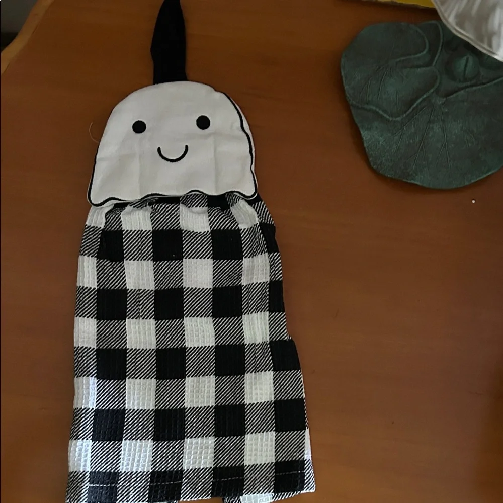 Black and White Checkered Ghost Hanging Kitchen Towel